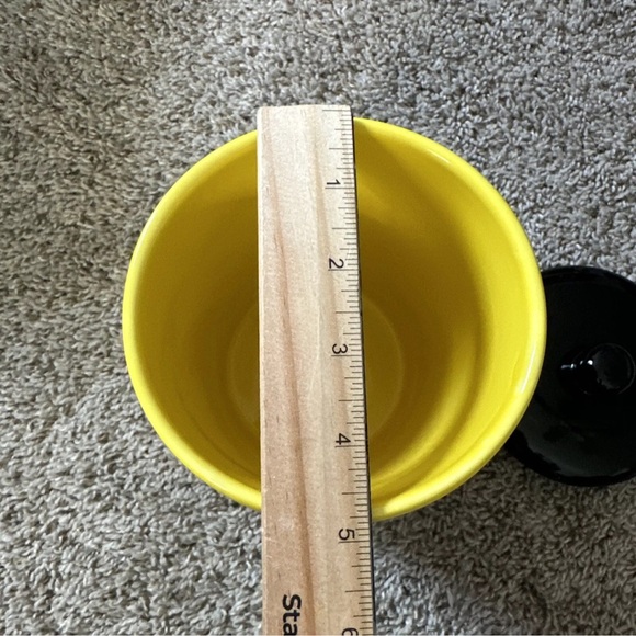 SNOOPY PEANUTS CHARLIE BROWN CERAMIC Treat JAR Treat Canister 2021 Yellow Black - Picture 5 of 8